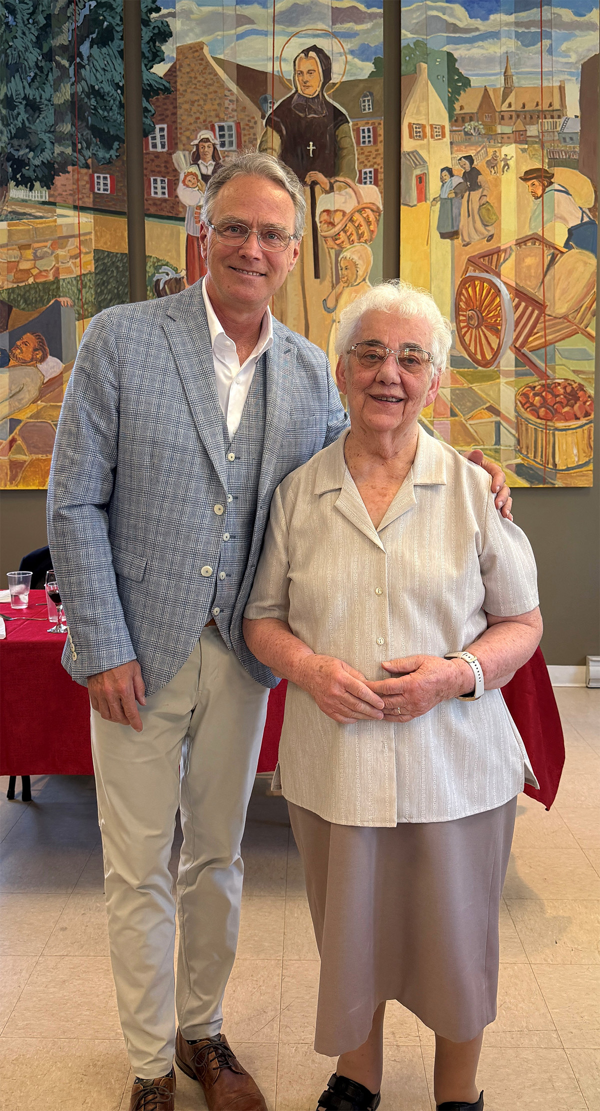 Le maire Martin Damphousse et sœur Nicole Fournier